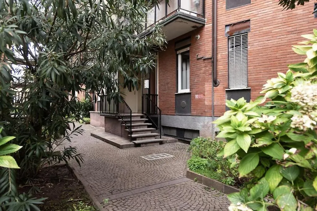 Youhosty - Lodi Quater Milan
